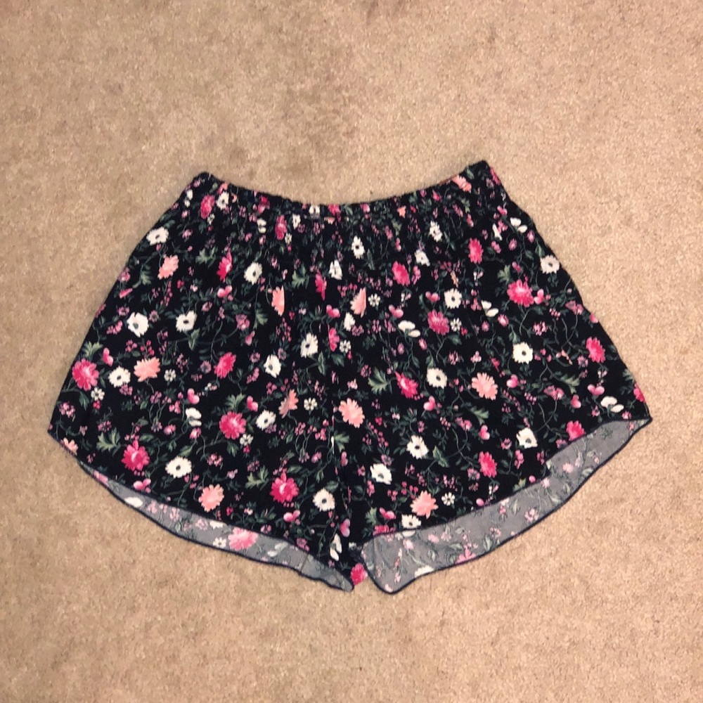 NWT...Hollister Shorts